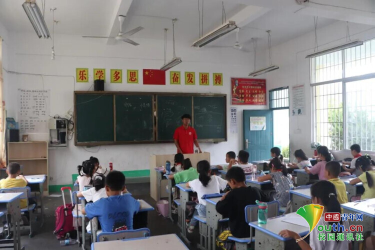 eac17179e82eabd1bd95f0fb446d32c6.jpg
