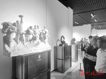 七所高校雕塑作品展开展