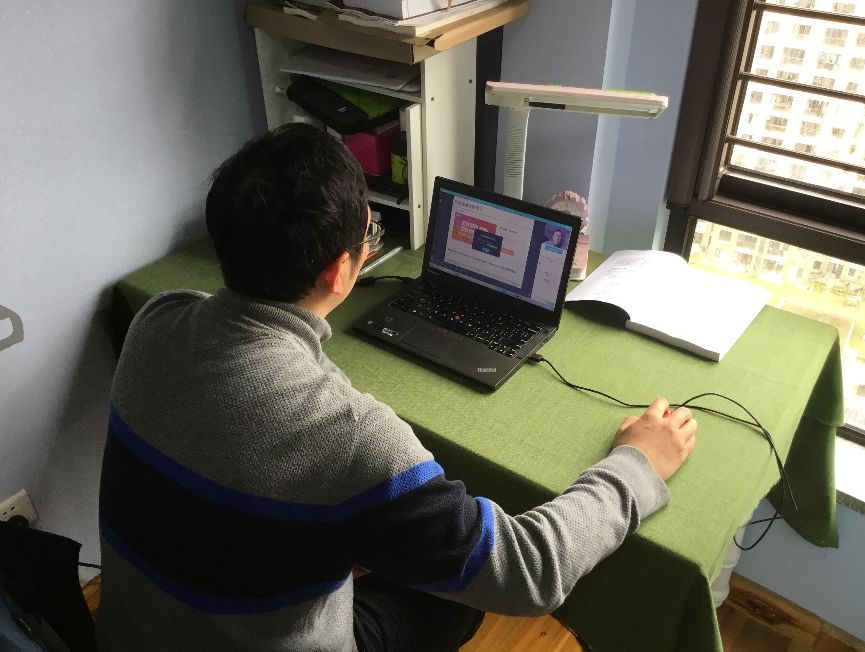 é«æ ¡èå¸å«ä»è¿æµ· è®©å­¦çâå®âåºè´¨é ä¸ç®¡æ¯åæåæä¸æ ·é½å¬å¾æ¸ãæâç«âå®çæ´»â¥ã