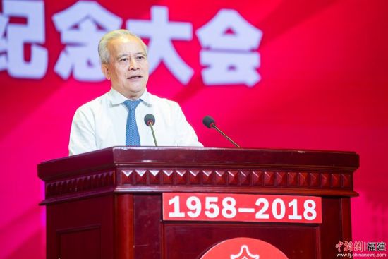 王钦敏表示，福州大学肩负着为国家、特别是福建省经济社会发展培养工程科技和管理研究人才的重要使命。