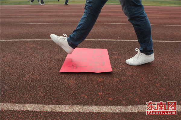 d5696dfc27155d609656cab72cc60e7a.jpg