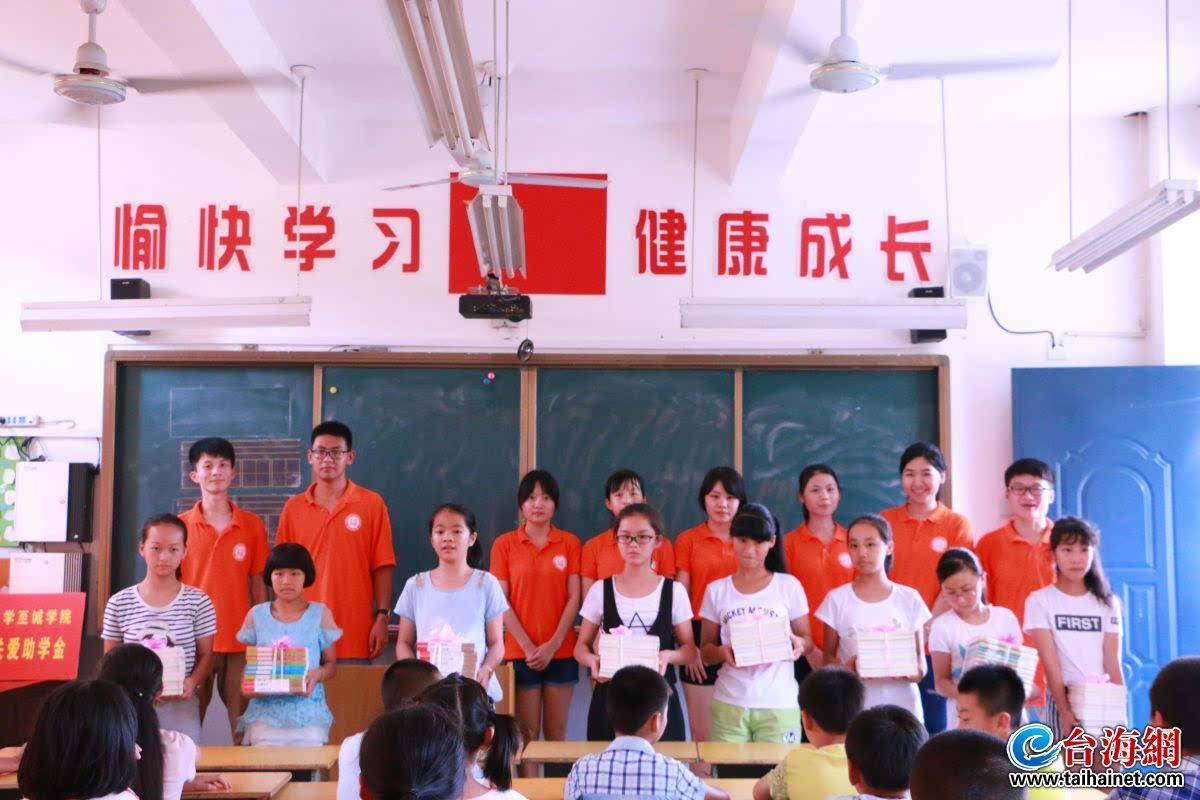fee274f8b795032ecaa17ab764ce0176.jpg