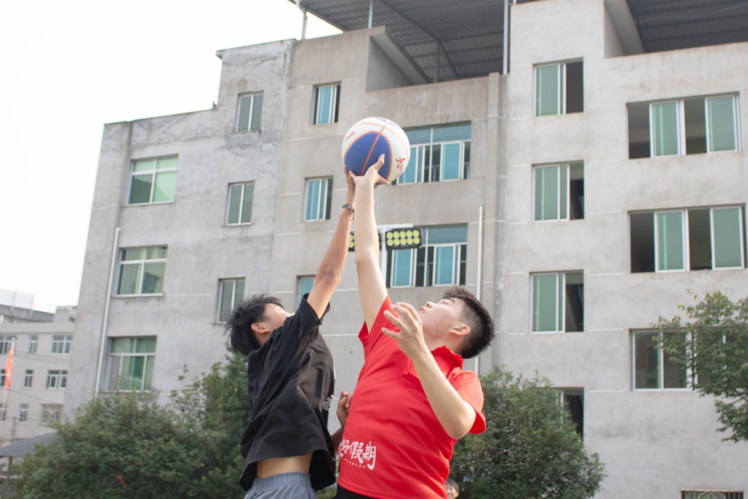d8ce57e8374e65f35f7016cafdeaae42.png