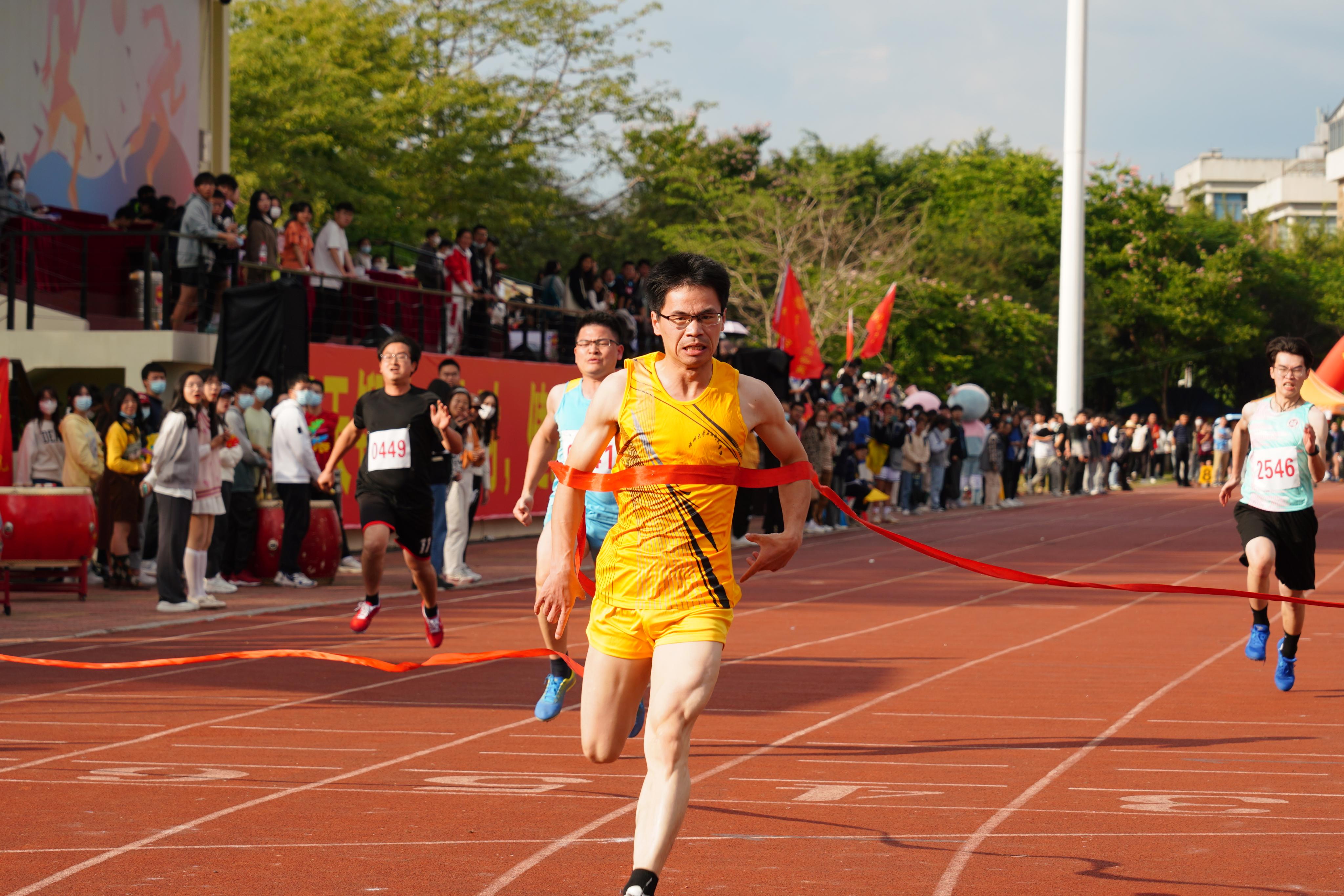 男教青100 刘志成.JPG