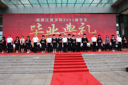 b0647635c8f2cb8895631be2d37da0b4.jpg