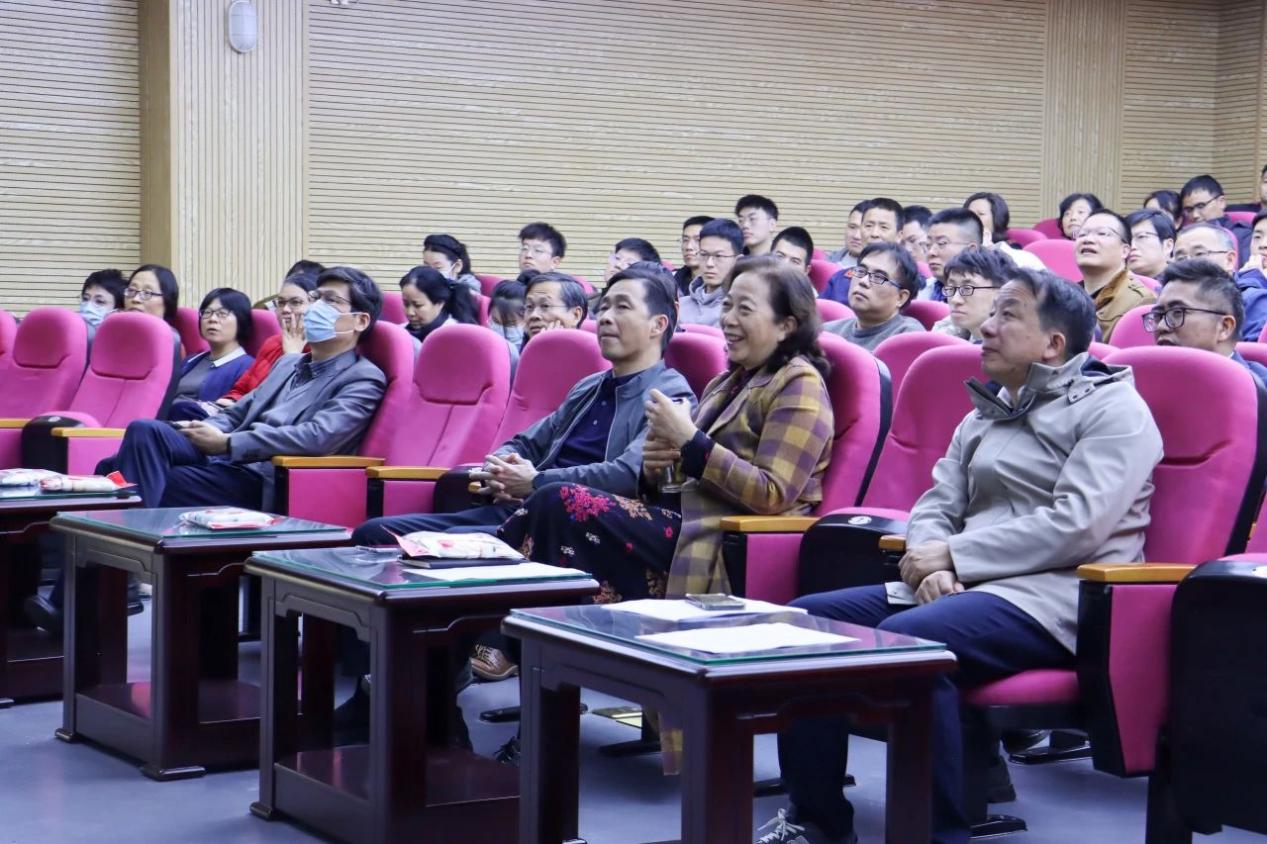 bfe9a07c4cd5a3d11f9462cf2c297159.jpg