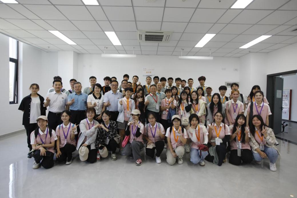 a4b0e0235dd31eef9edca758f86a9773.jpg