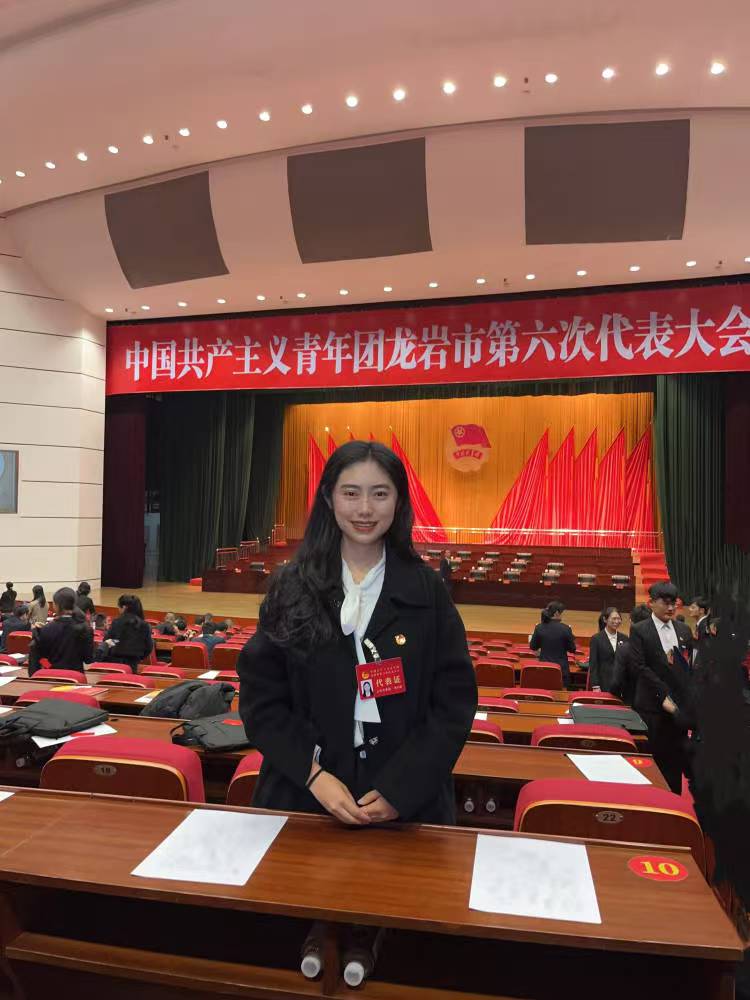 bd07445ed6569d673d75a6eebcc2a340.jpg