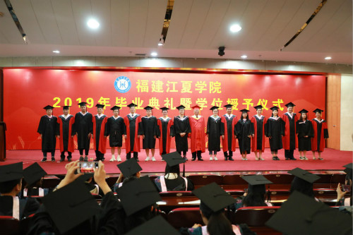 ce434da3083a75cd6420f83443e915b5.jpg
