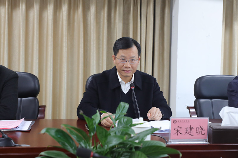 3ec06db1493762afc82a440d11fadcac.jpg