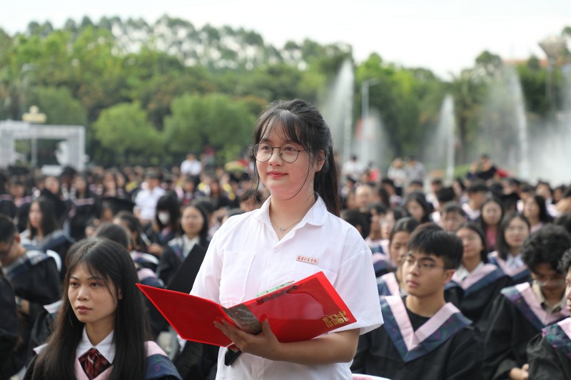 bf5e9f687990db2f2ca849c30de53fb6.jpg