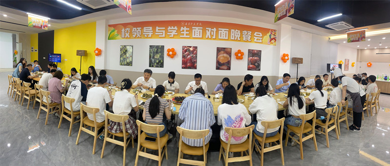 3beb1419507cb172fee2f48155888bf8.jpg