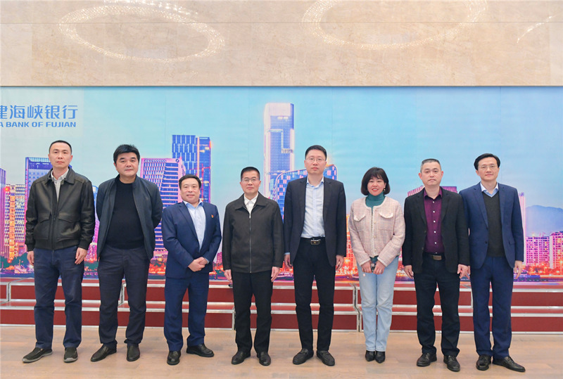 dccbf1eb54f191ad81ea50ca9b8c1360.jpg