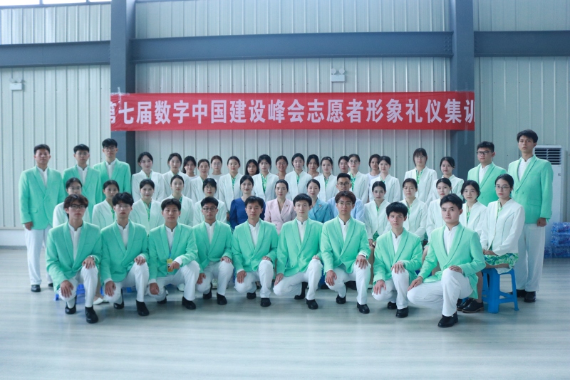 cca0d3a81f46f5672818e767fa9f8fe4.jpg