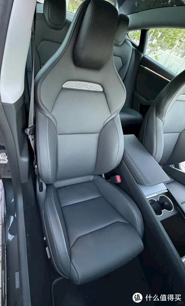 特斯拉大降价！Model 3高性能版即将上市！换个座椅就性能高？不