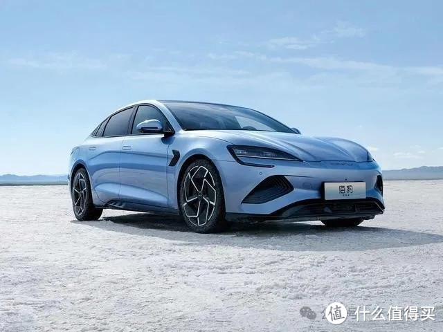 小迪2033狂赚超300亿，啊特：我就赚149亿美元！一台车赚一万，阿特：我才一台赚5万！