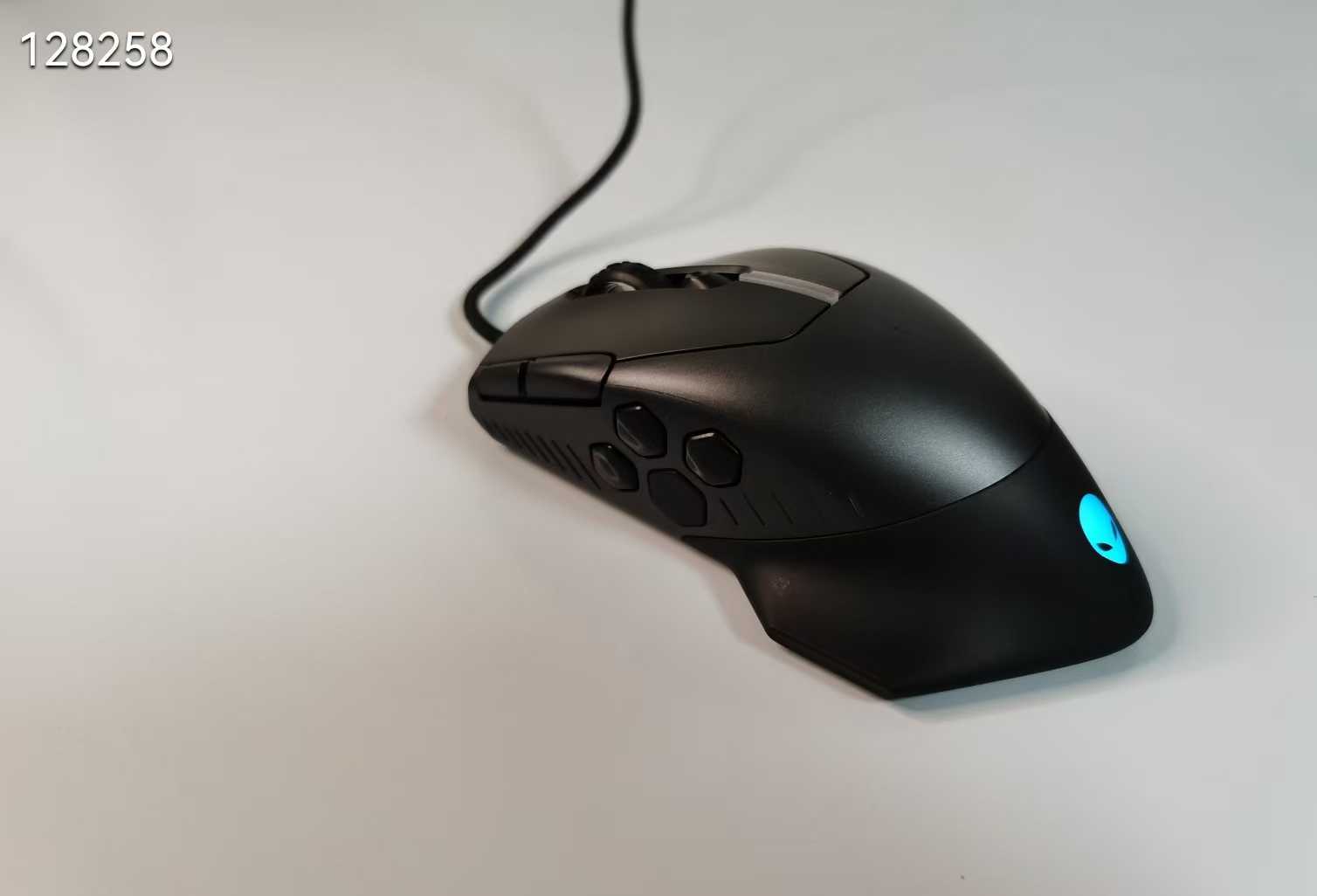 99/个，61个外星人Alienware AW510M有线鼠标，最高16000dpi，1000hz回报率，10个可编程按键。 ...